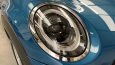 MINI Hatchback 1.5 Cooper Classic 3dr Auto Petrol Hatchback